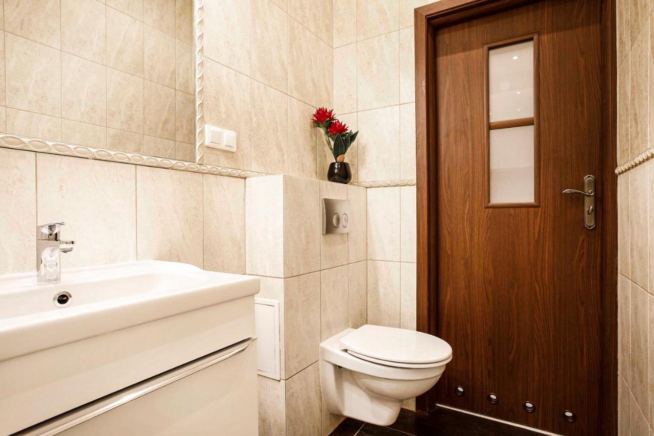 2-Room Apartment With Kitchen, Heart Of Cracow Old Town Krakau Exterior foto