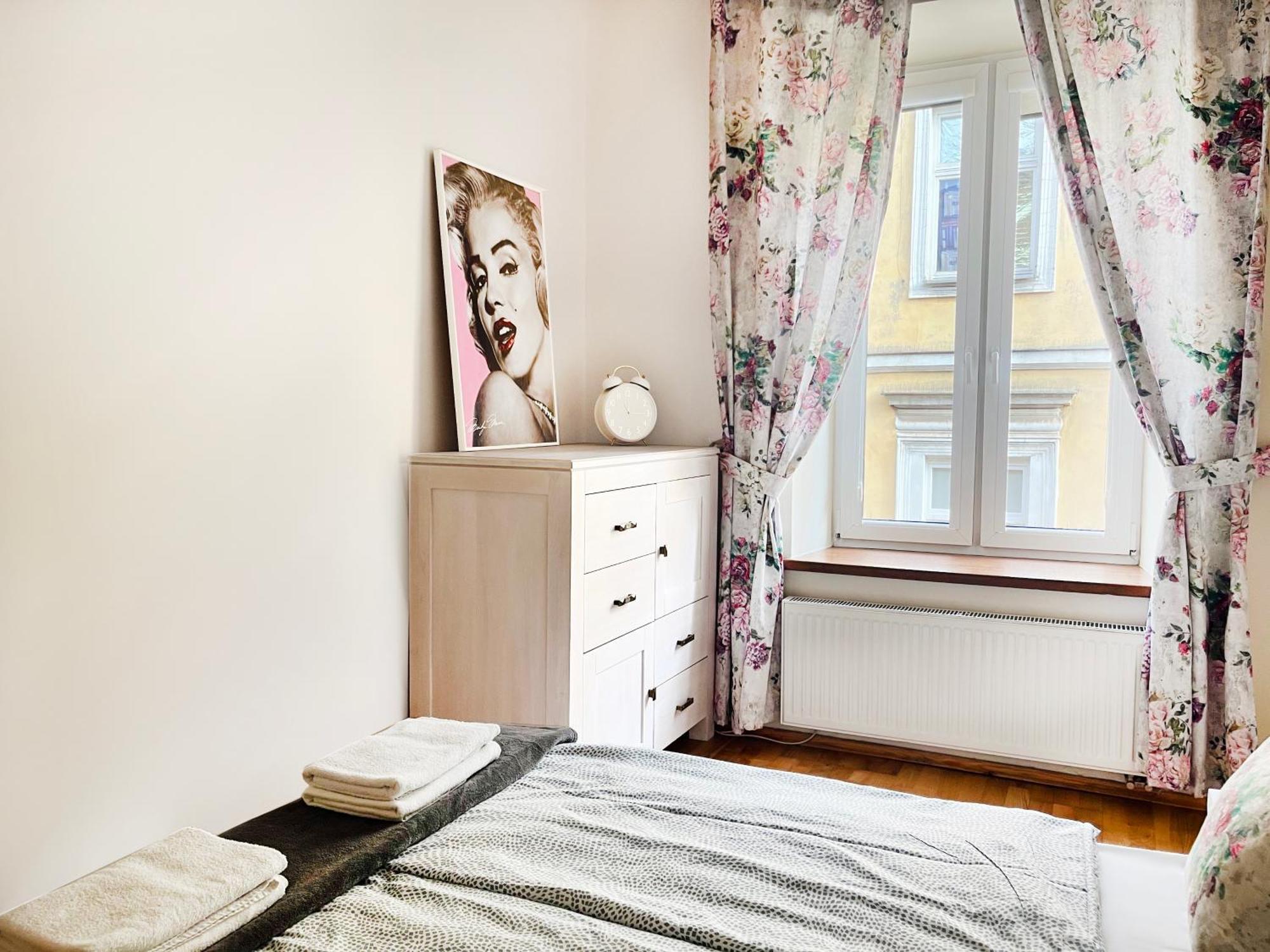 2-Room Apartment With Kitchen, Heart Of Cracow Old Town Krakau Exterior foto