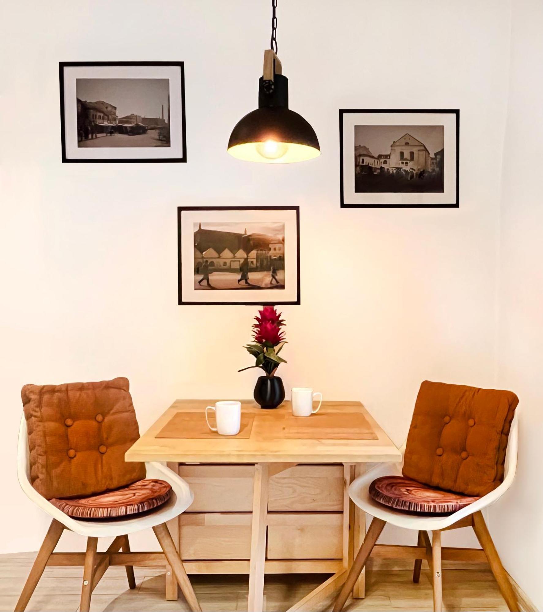 2-Room Apartment With Kitchen, Heart Of Cracow Old Town Krakau Exterior foto